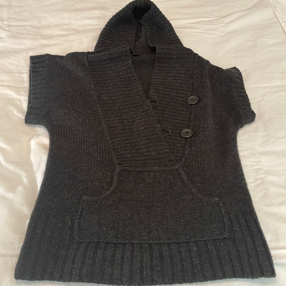 Women’s Medium Sweater Hoodie